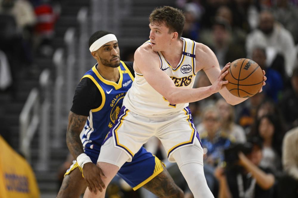 由于内部矛 由于内部矛