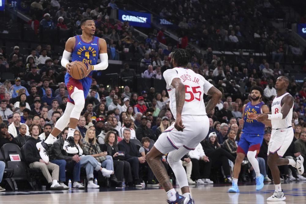 谈判桌上的 谈判桌上的